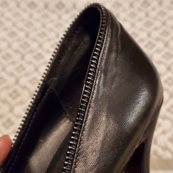 Alexander McQueen Iconic skull zipper platform stilettos - Picture 14 of 16